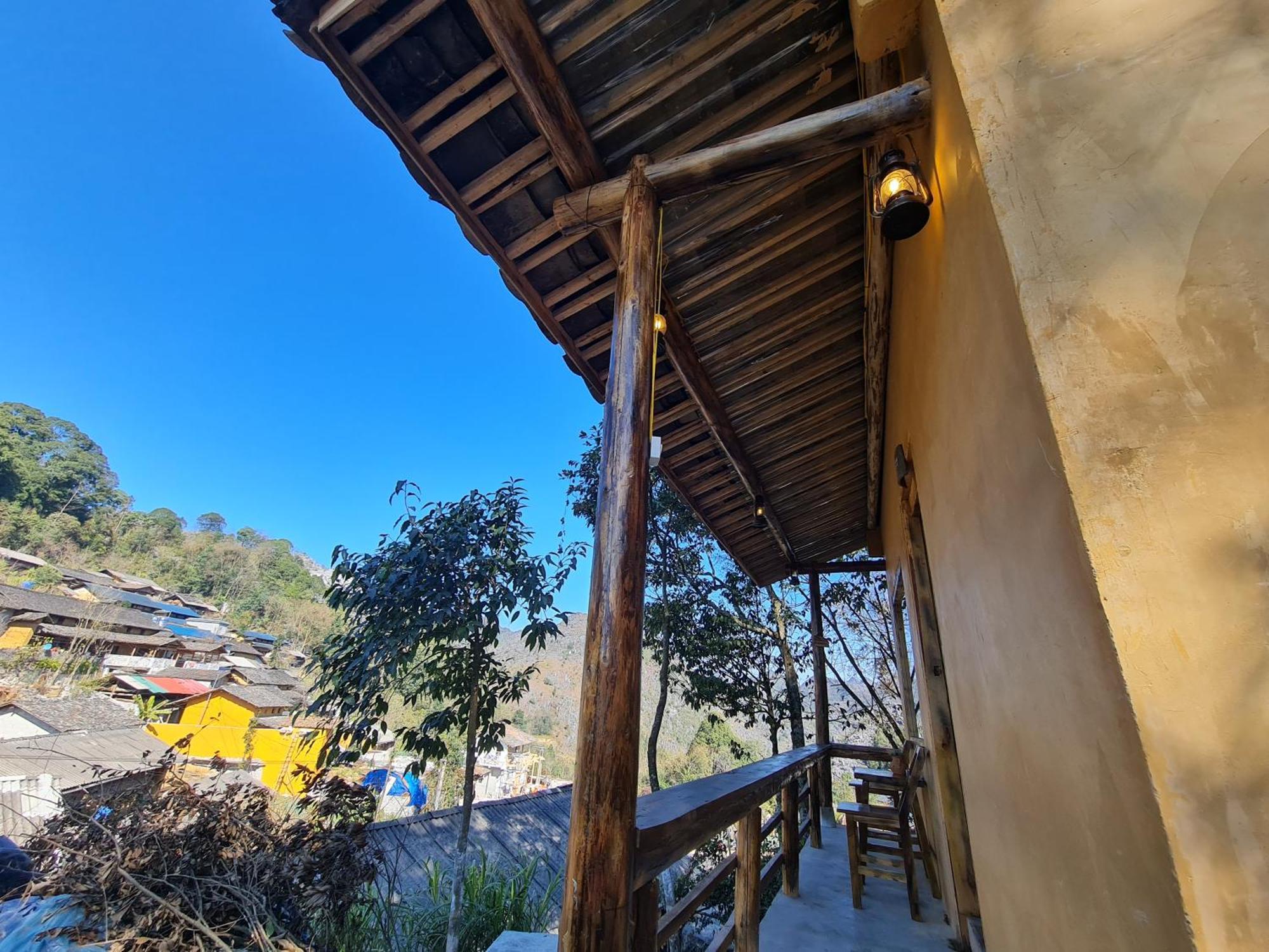 Nha Co Lao Xa Homestay Hmong & Bungalow Air Conditioner Dong Van  Luaran gambar