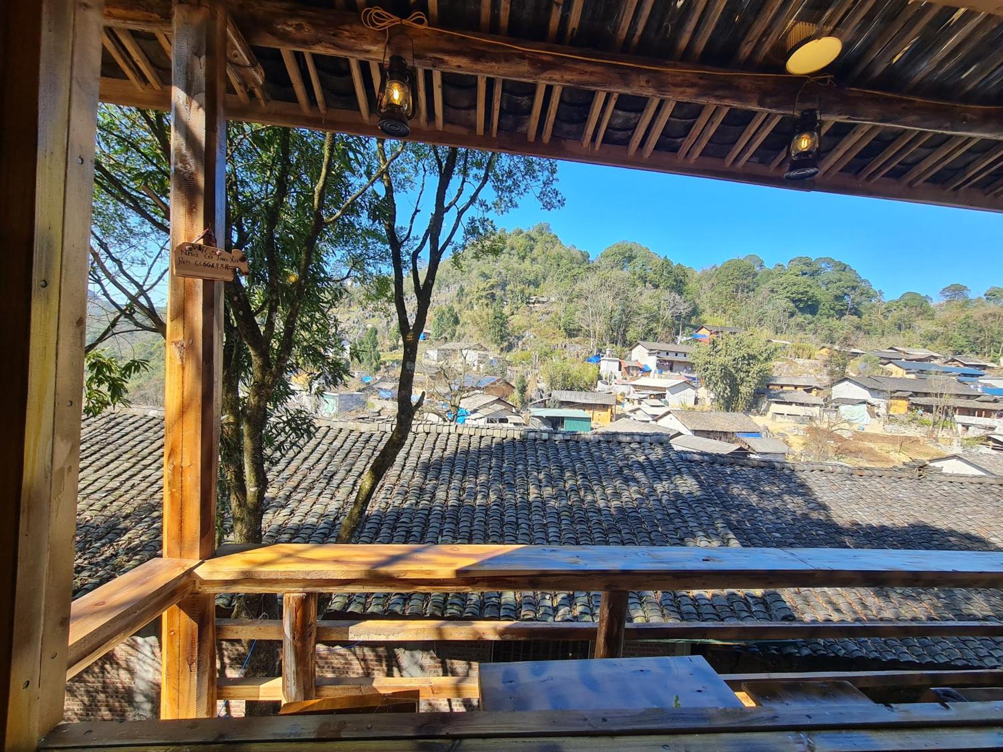 Nha Co Lao Xa Homestay Hmong & Bungalow Air Conditioner Dong Van  Luaran gambar
