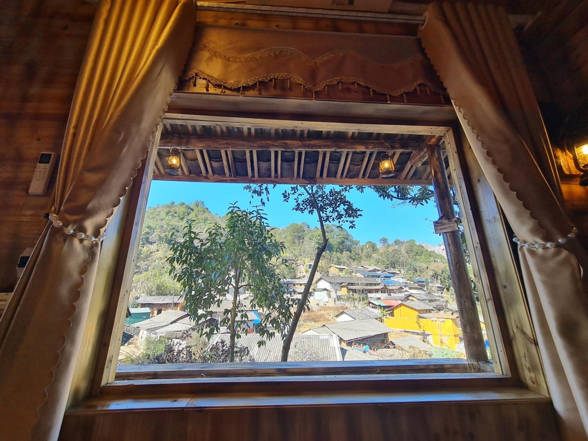 Nha Co Lao Xa Homestay Hmong & Bungalow Air Conditioner Dong Van  Luaran gambar