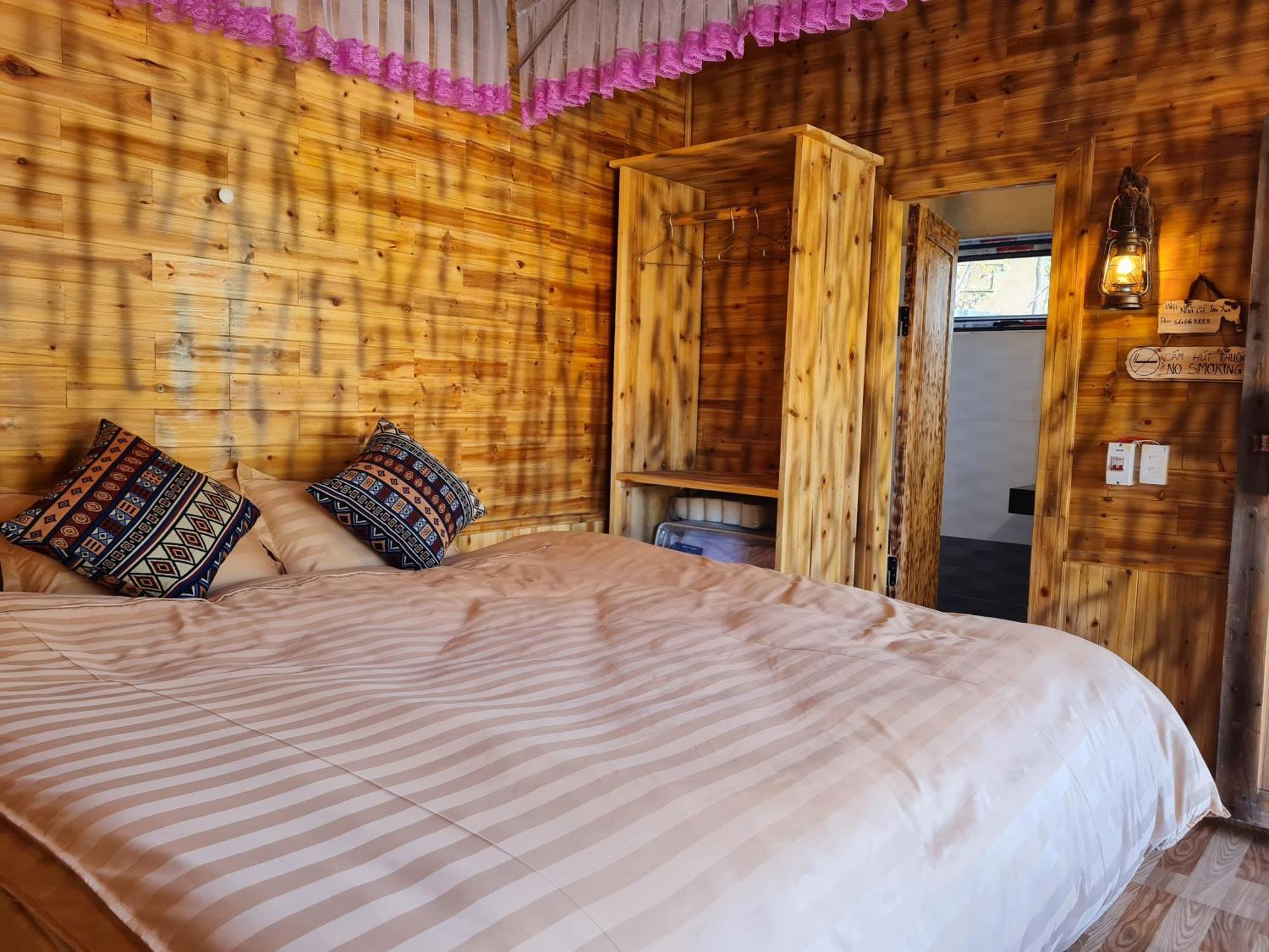 Nha Co Lao Xa Homestay Hmong & Bungalow Air Conditioner Dong Van  Luaran gambar